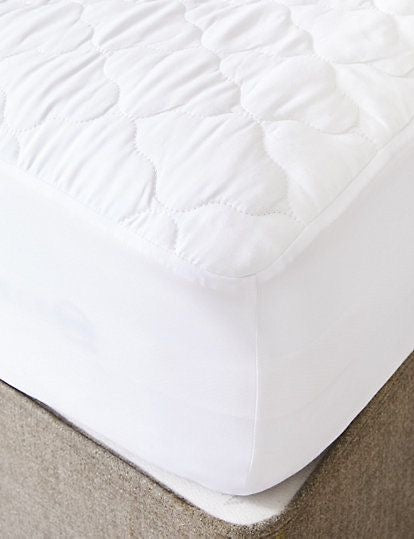 Protector Para Colchón Capitonado Basic Linens
