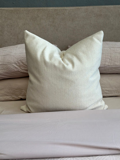 Cojín Ivory 60 x 60